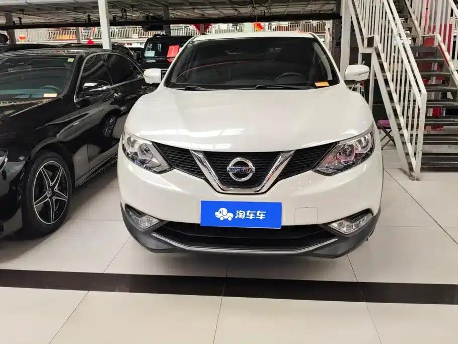 Nissan Qashqai 2016 2.0L CVT Elite Edition — миниатюра 2