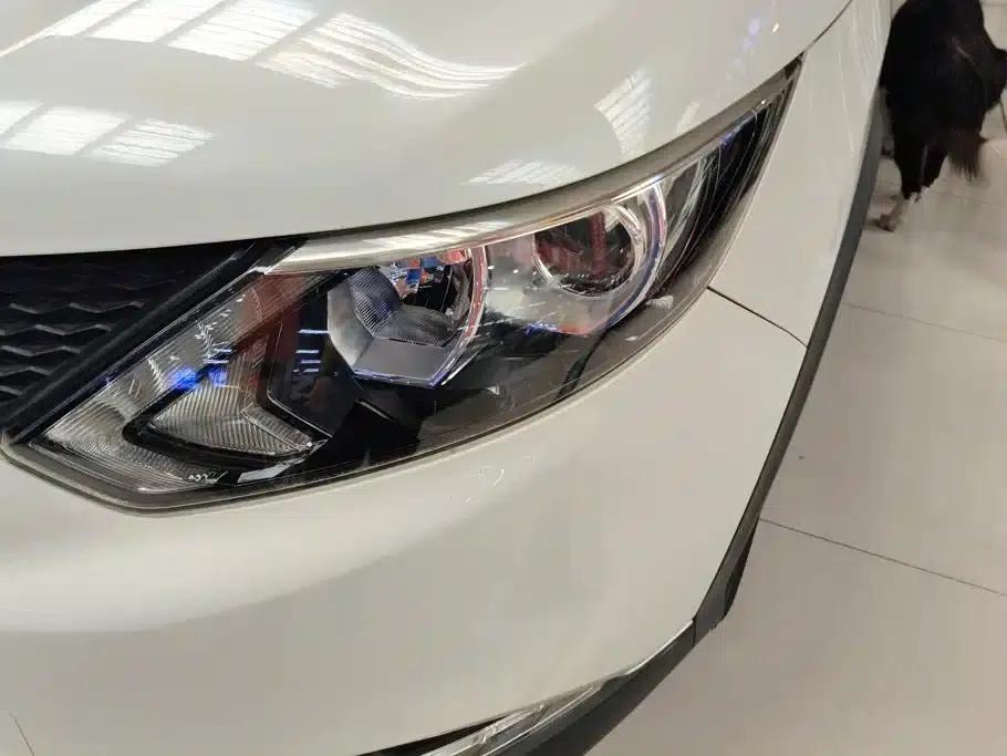 Nissan Qashqai 2016 2.0L CVT Elite Edition — миниатюра 5