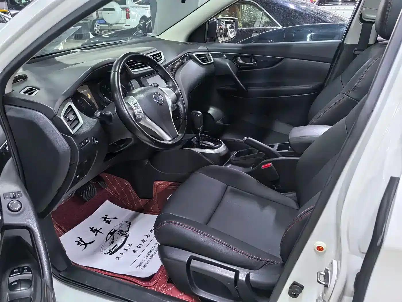 Nissan Qashqai 2016 2.0L CVT Luxury Edition — миниатюра 7