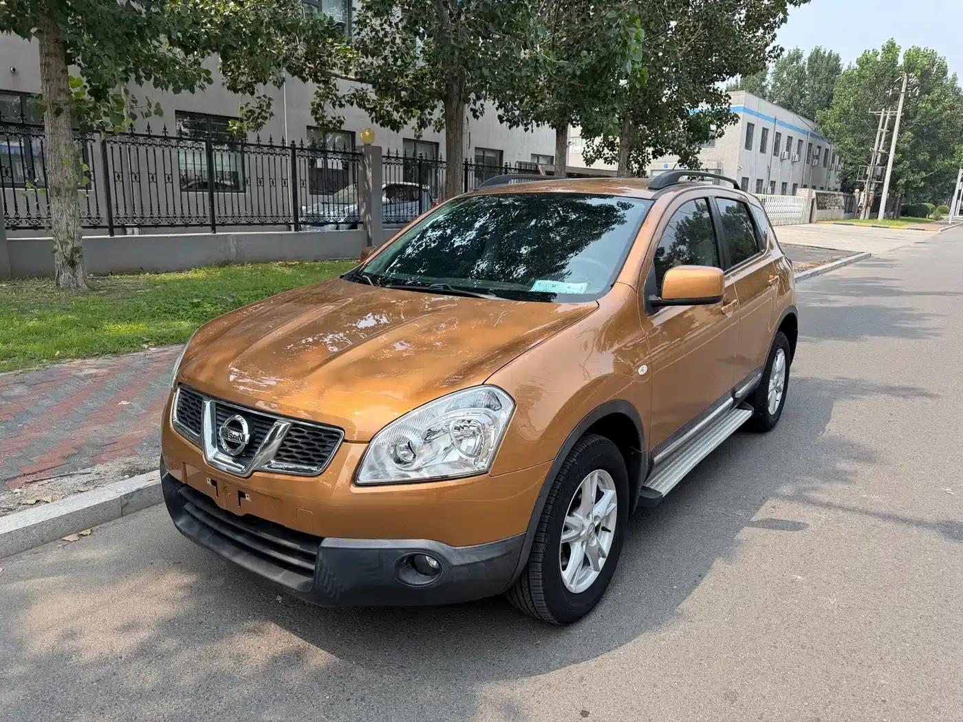 Nissan Qashqai 2012 2.0XL Fire 6MT 2WD — миниатюра 1