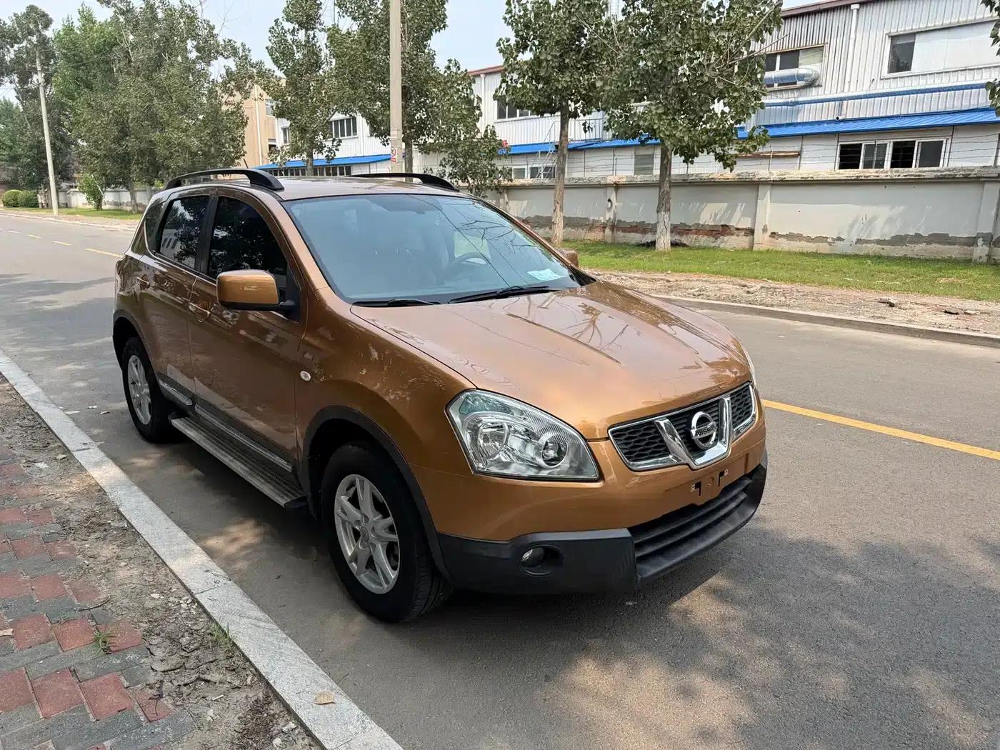 Nissan Qashqai 2012 2.0XL Fire 6MT 2WD — миниатюра 3