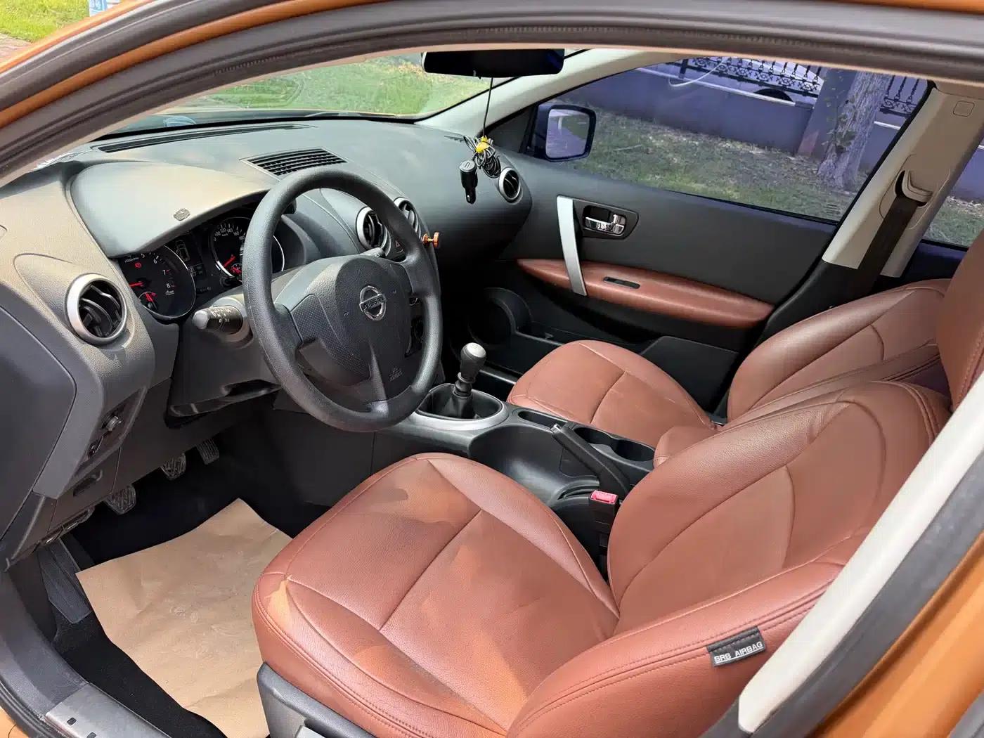 Nissan Qashqai 2012 2.0XL Fire 6MT 2WD — миниатюра 5
