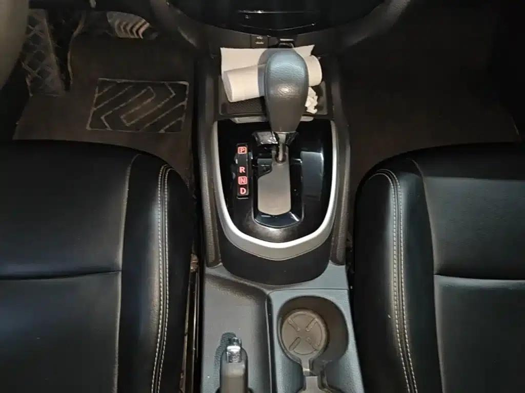 Nissan Qashqai 2016 2.0L CVT Elite Edition — миниатюра 14