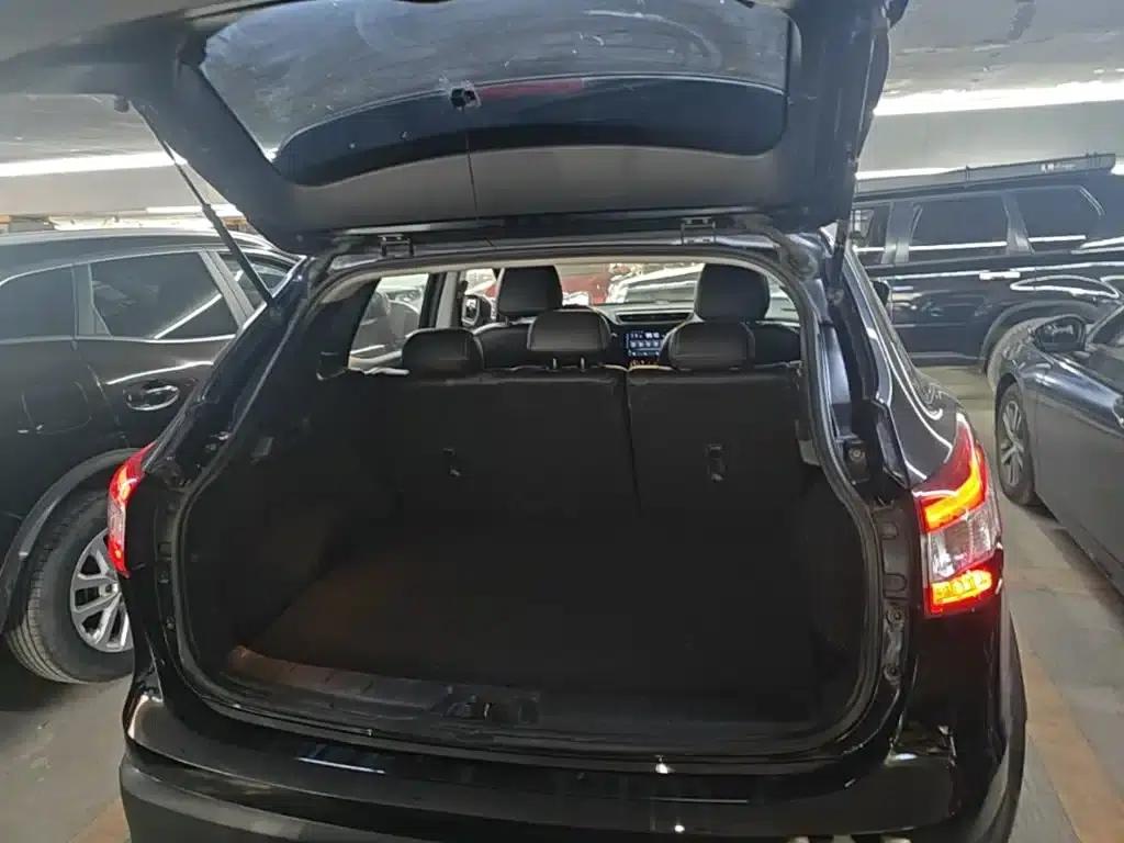 Nissan Qashqai 2016 2.0L CVT Elite Edition — миниатюра 19