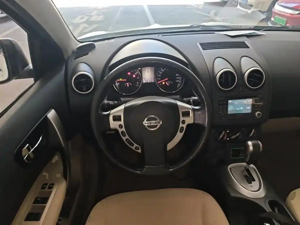 Nissan Qashqai 2012 2.0XL Fire CVT 2WD — миниатюра 11
