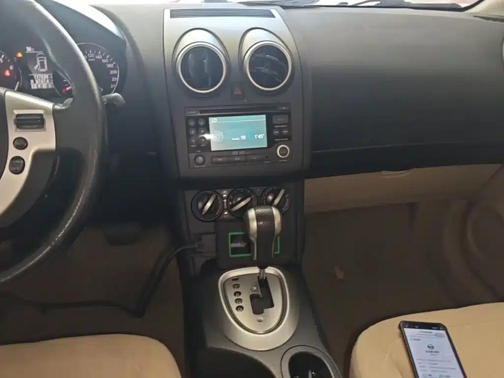 Nissan Qashqai 2012 2.0XL Fire CVT 2WD — миниатюра 13