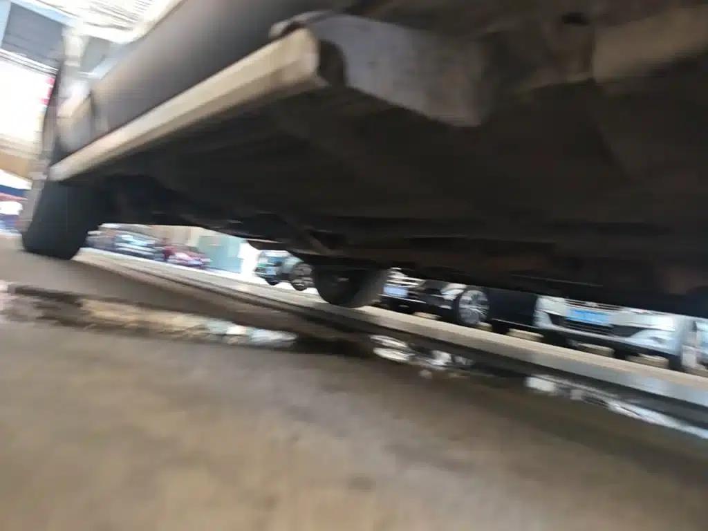 Nissan Qashqai 2012 2.0XL Fire CVT 2WD — миниатюра 21