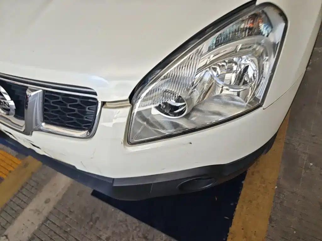Nissan Qashqai 2012 2.0XL Fire CVT 2WD — миниатюра 24