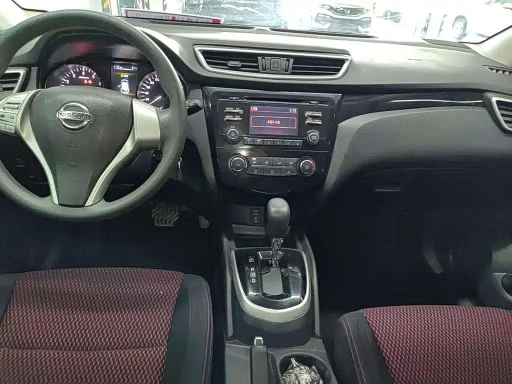 Nissan Qashqai 2016 2.0L CVT Elite Edition — миниатюра 13
