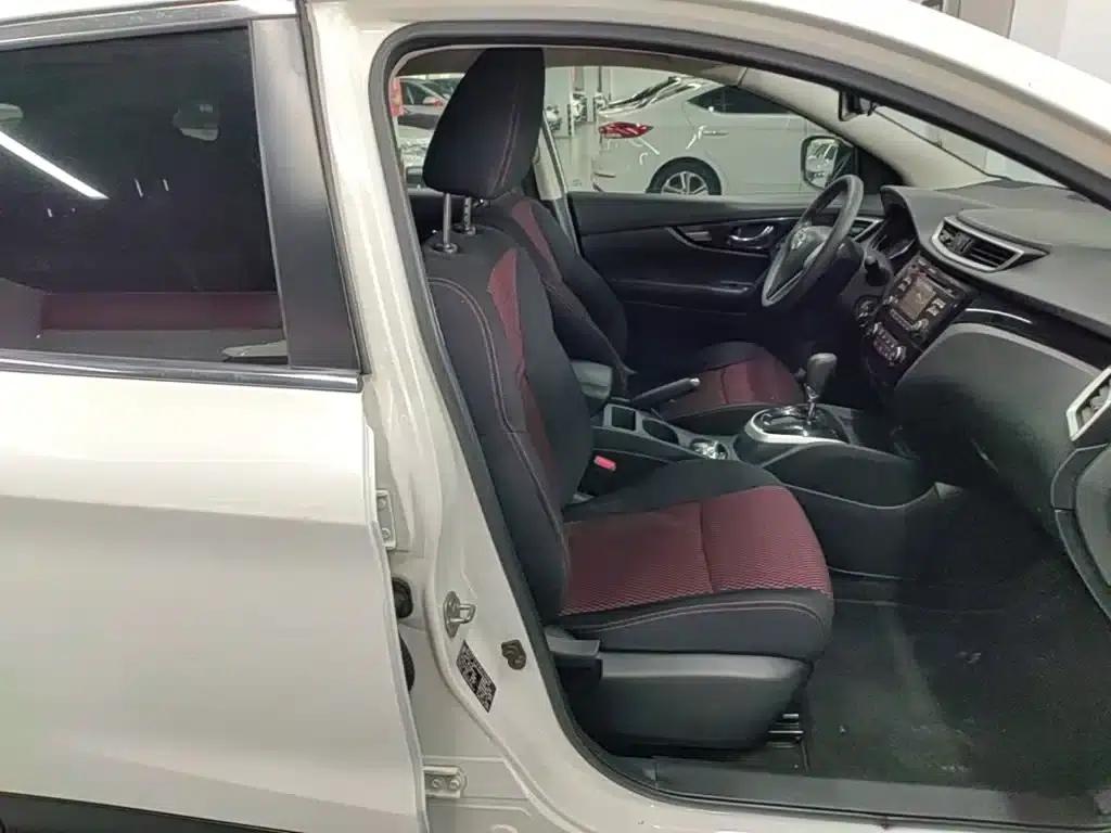 Nissan Qashqai 2016 2.0L CVT Elite Edition — миниатюра 25