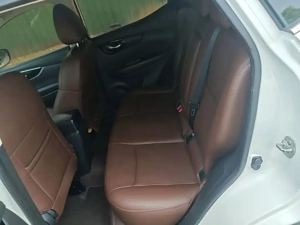 Nissan Qashqai 2016 2.0L CVT Luxury Edition — миниатюра 17