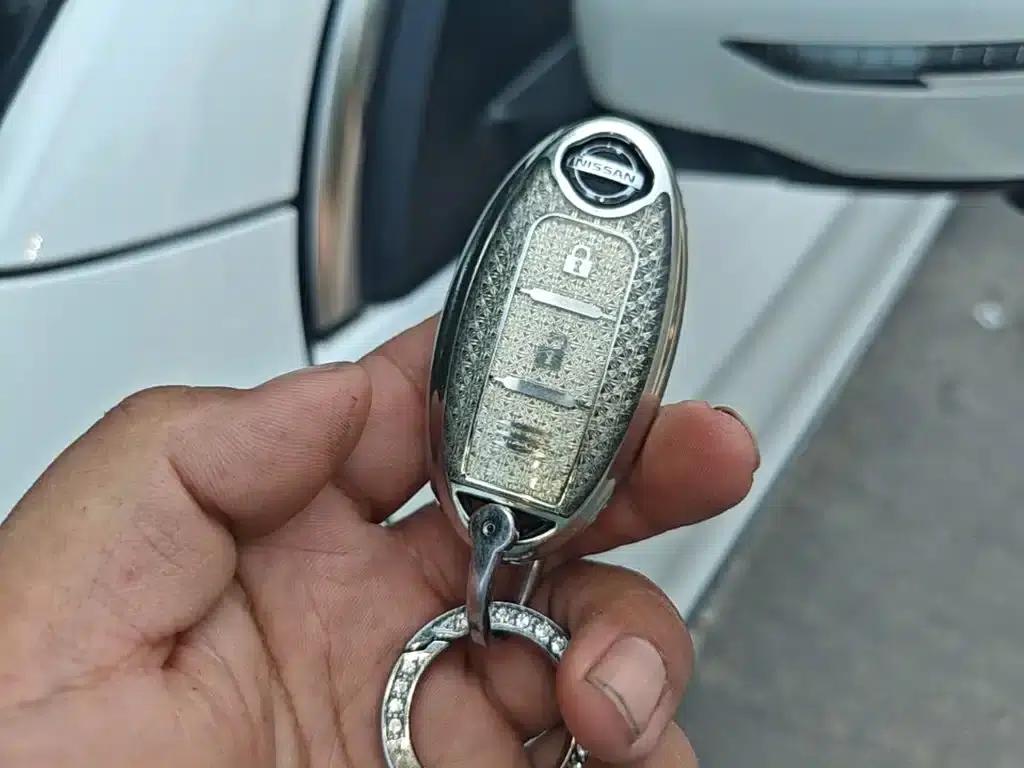 Nissan Qashqai 2016 2.0L CVT Luxury Edition — миниатюра 9
