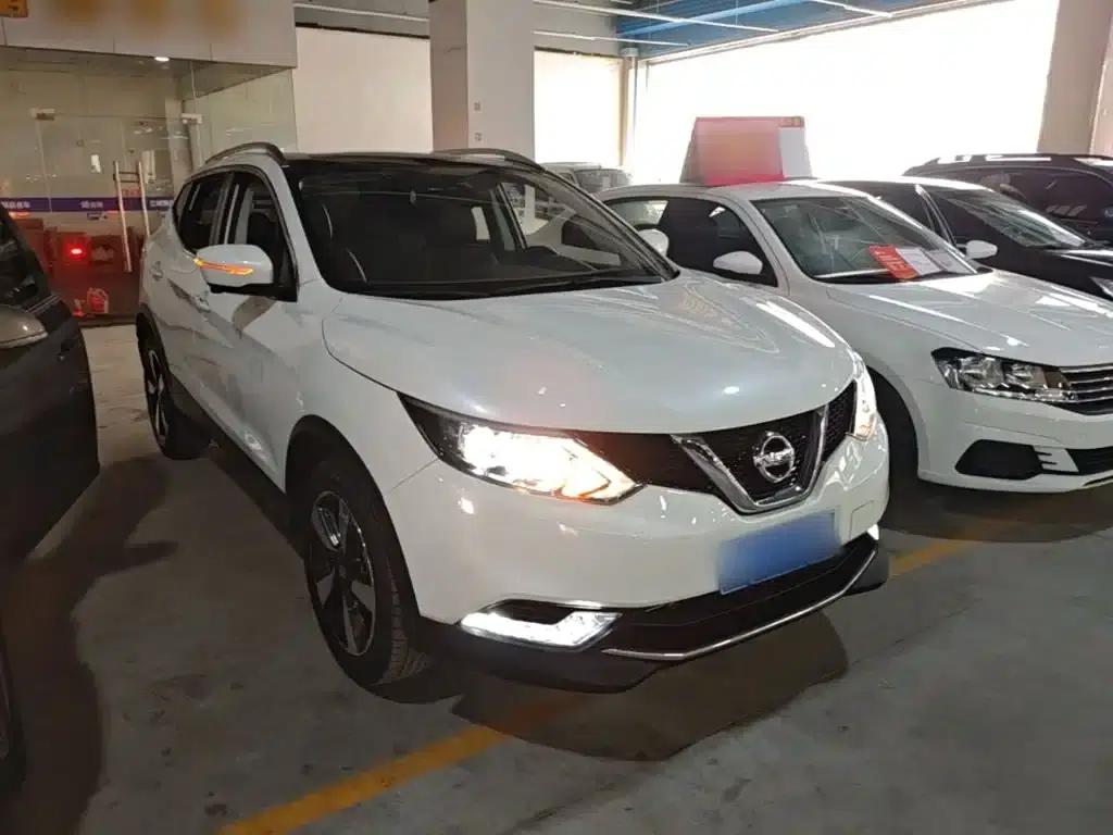 Nissan Qashqai 2017 2.0L CVT Luxury Edition (China VI Emission Standard) — миниатюра 4