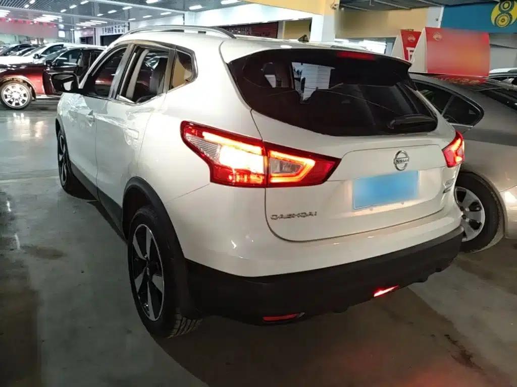 Nissan Qashqai 2017 2.0L CVT Luxury Edition (China VI Emission Standard) — миниатюра 5