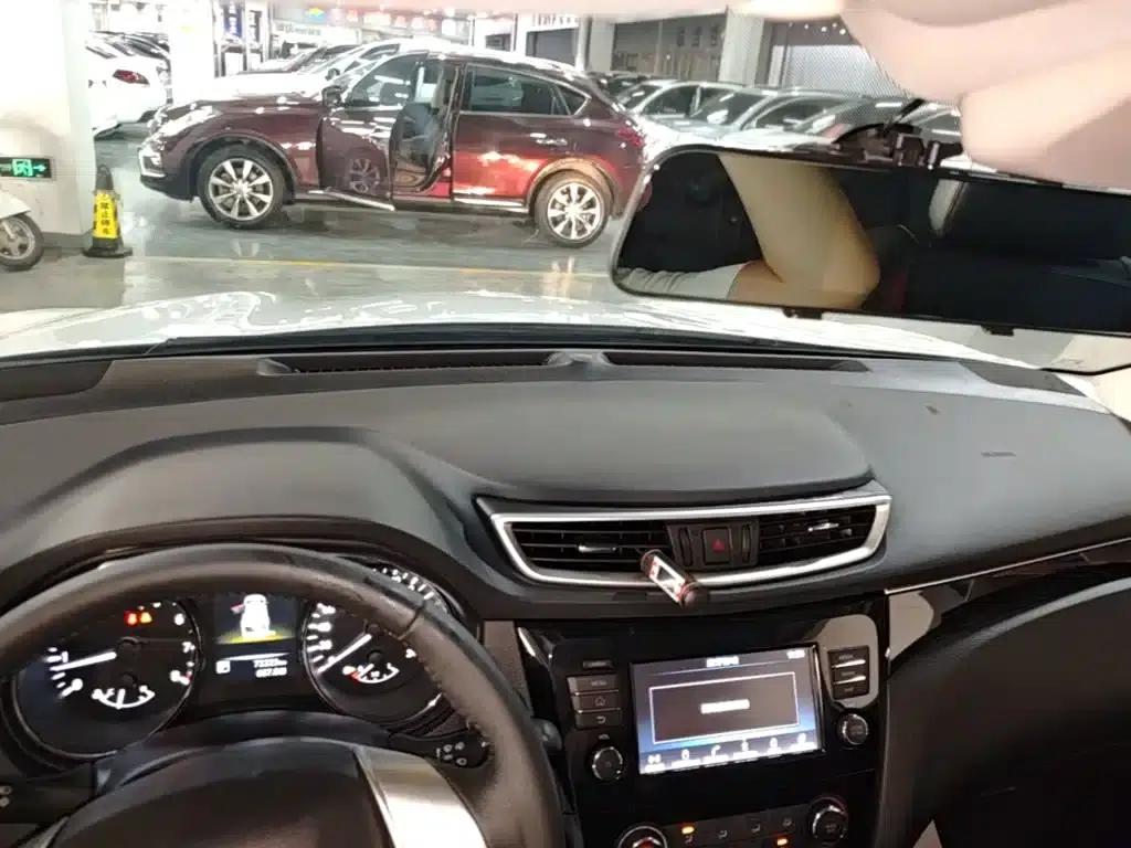 Nissan Qashqai 2017 2.0L CVT Luxury Edition (China VI Emission Standard) — миниатюра 10