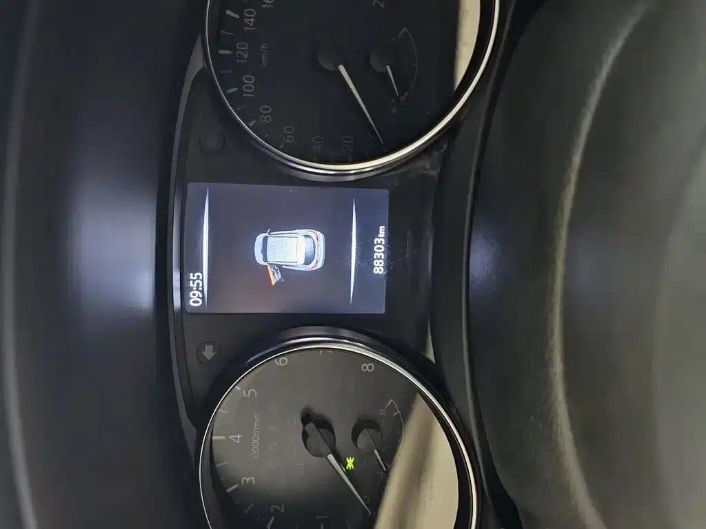 Nissan Qashqai 2019 2.0L CVT Luxury Edition — миниатюра 12