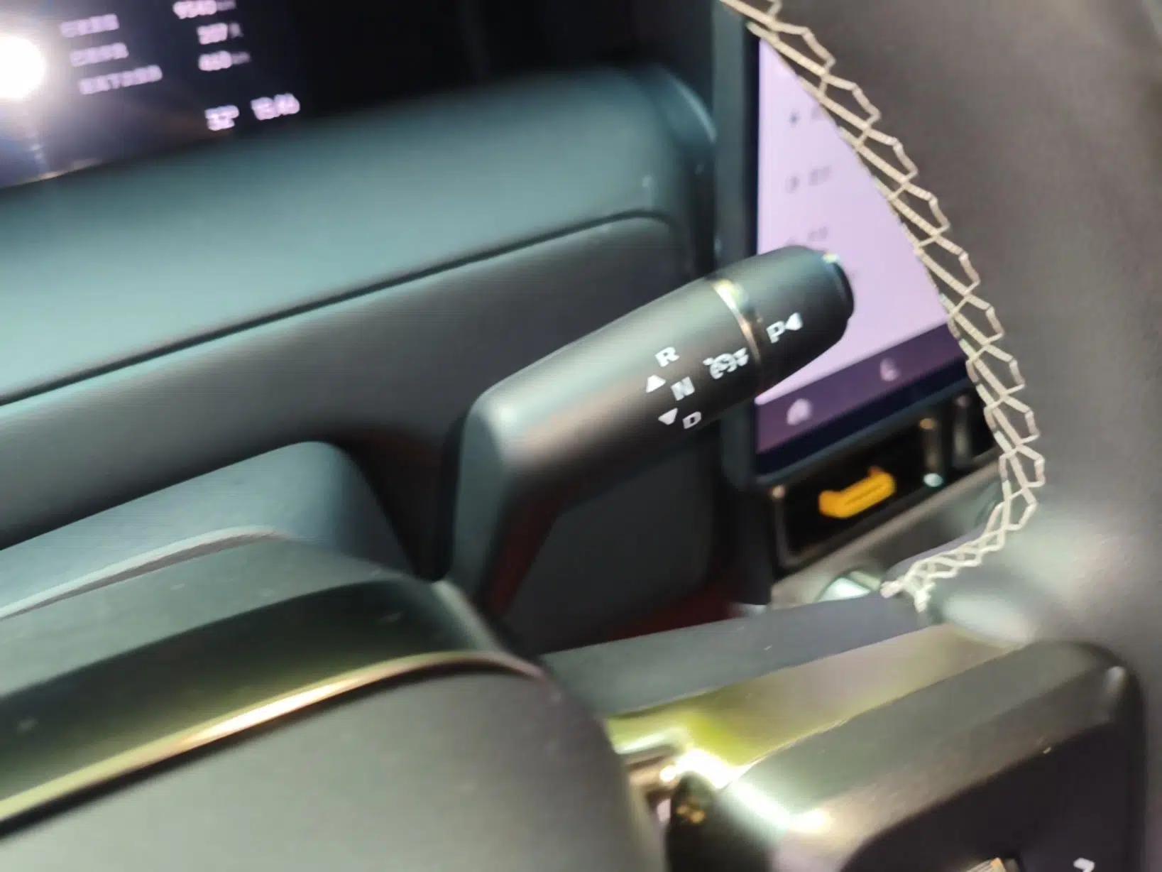 iCAR V23 2026 Model 550 Two-Wheel Drive Super Sports Edition — миниатюра 16
