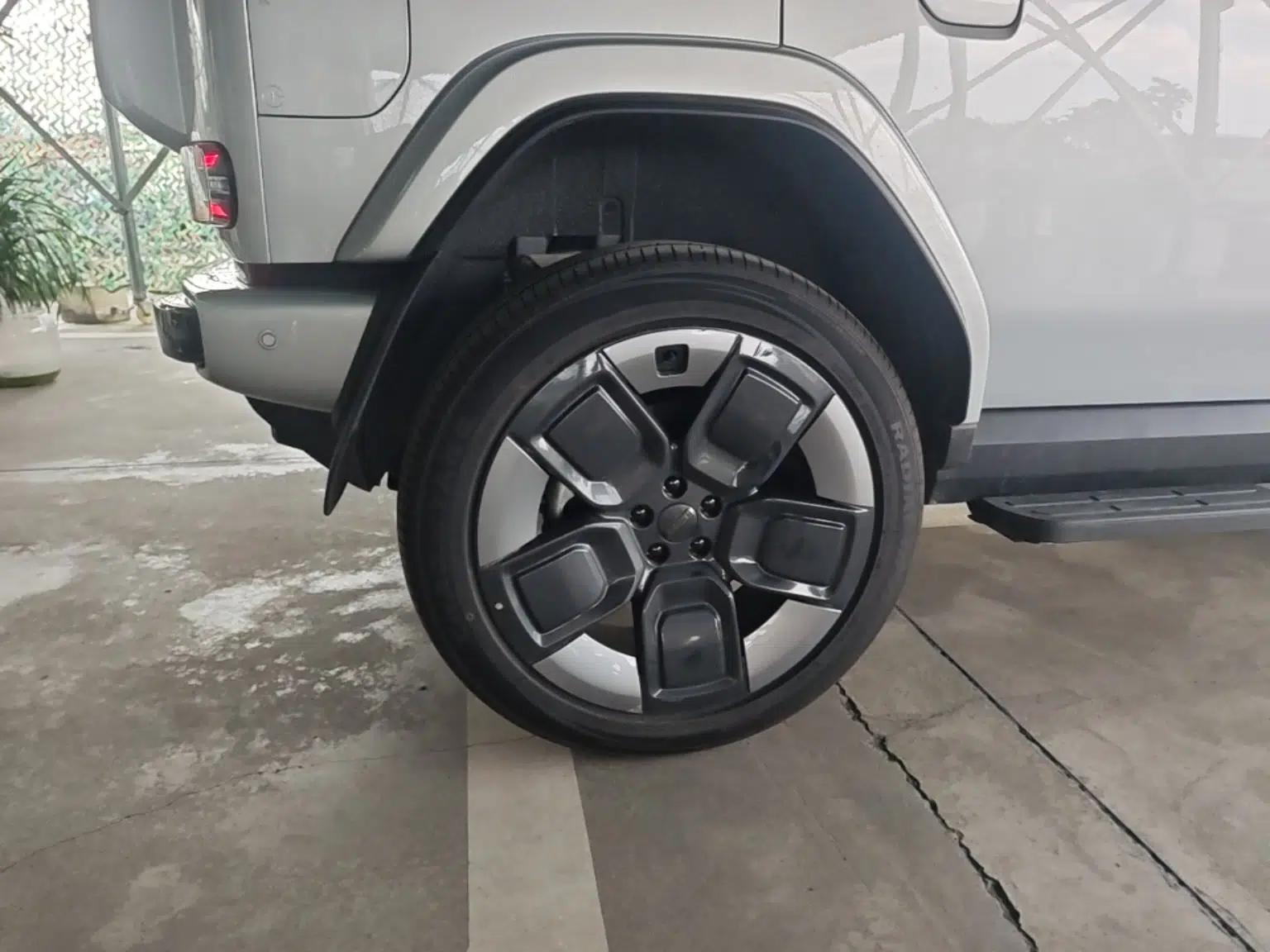 iCAR V23 2026 Model V23S 501 Four-Wheel Drive Peak Performance Edition — миниатюра 11
