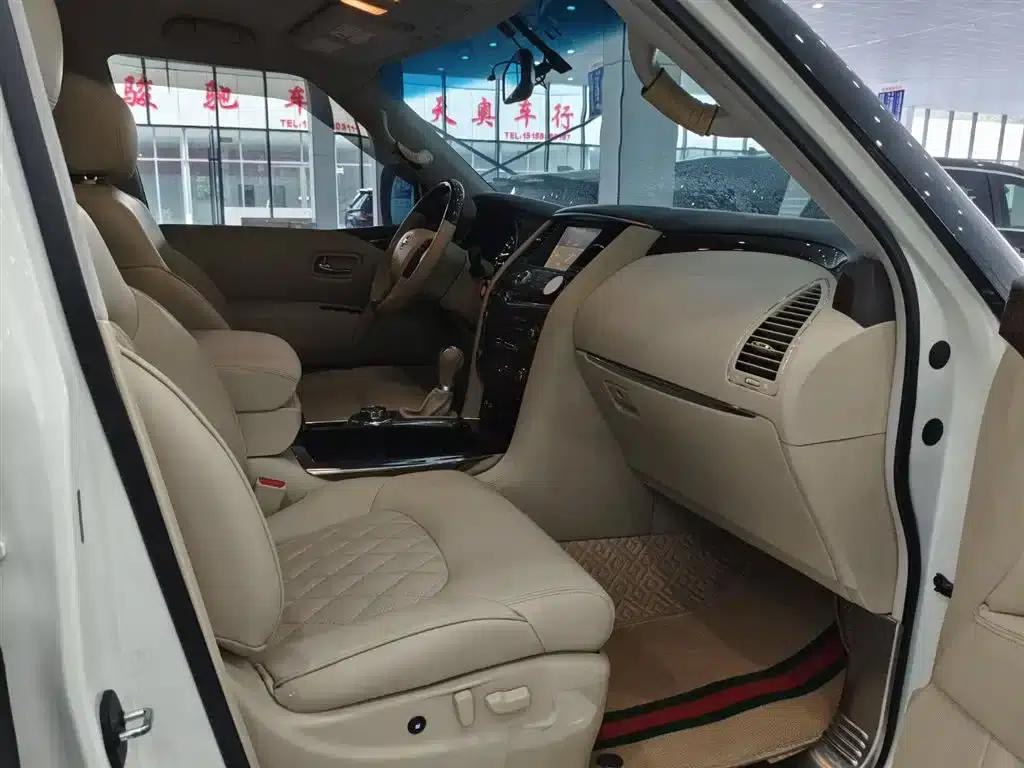 Nissan Patrol 2018 5.6L Standard Edition — миниатюра 14
