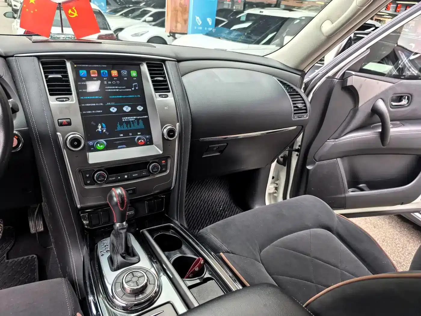 Nissan Patrol 2018 4.0L Flagship Edition — миниатюра 13