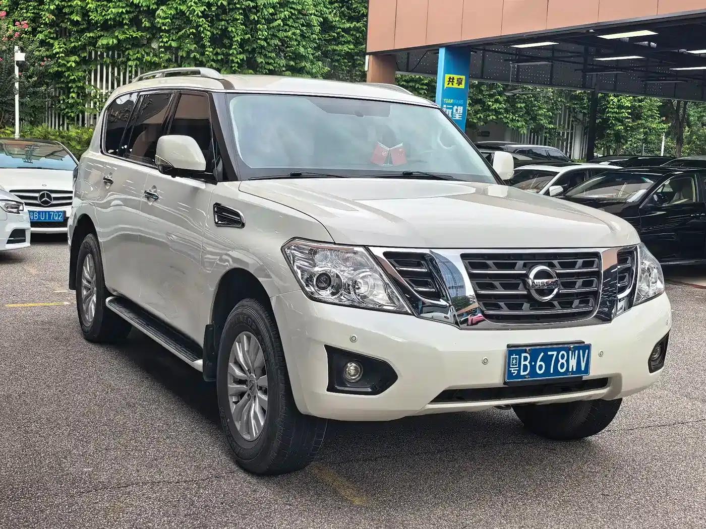 Nissan Patrol 2018 4.0L Flagship Edition — миниатюра 3