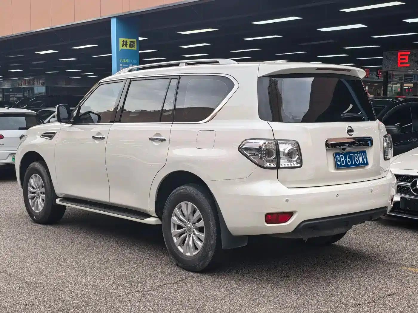 Nissan Patrol 2018 4.0L Flagship Edition — миниатюра 4