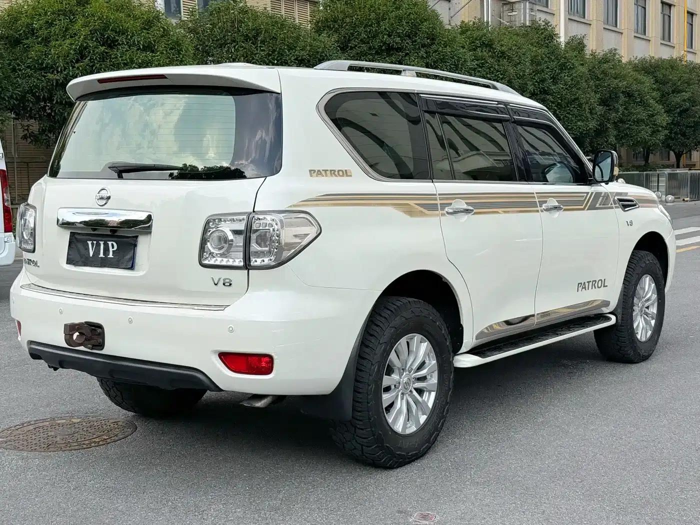 Nissan Patrol 2018 4.0L Leader Edition — миниатюра 6