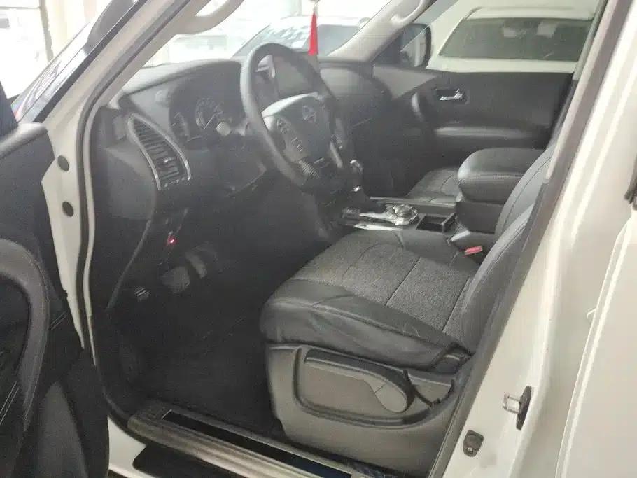 Nissan Patrol 2018 4.0L Flagship Edition — миниатюра 9