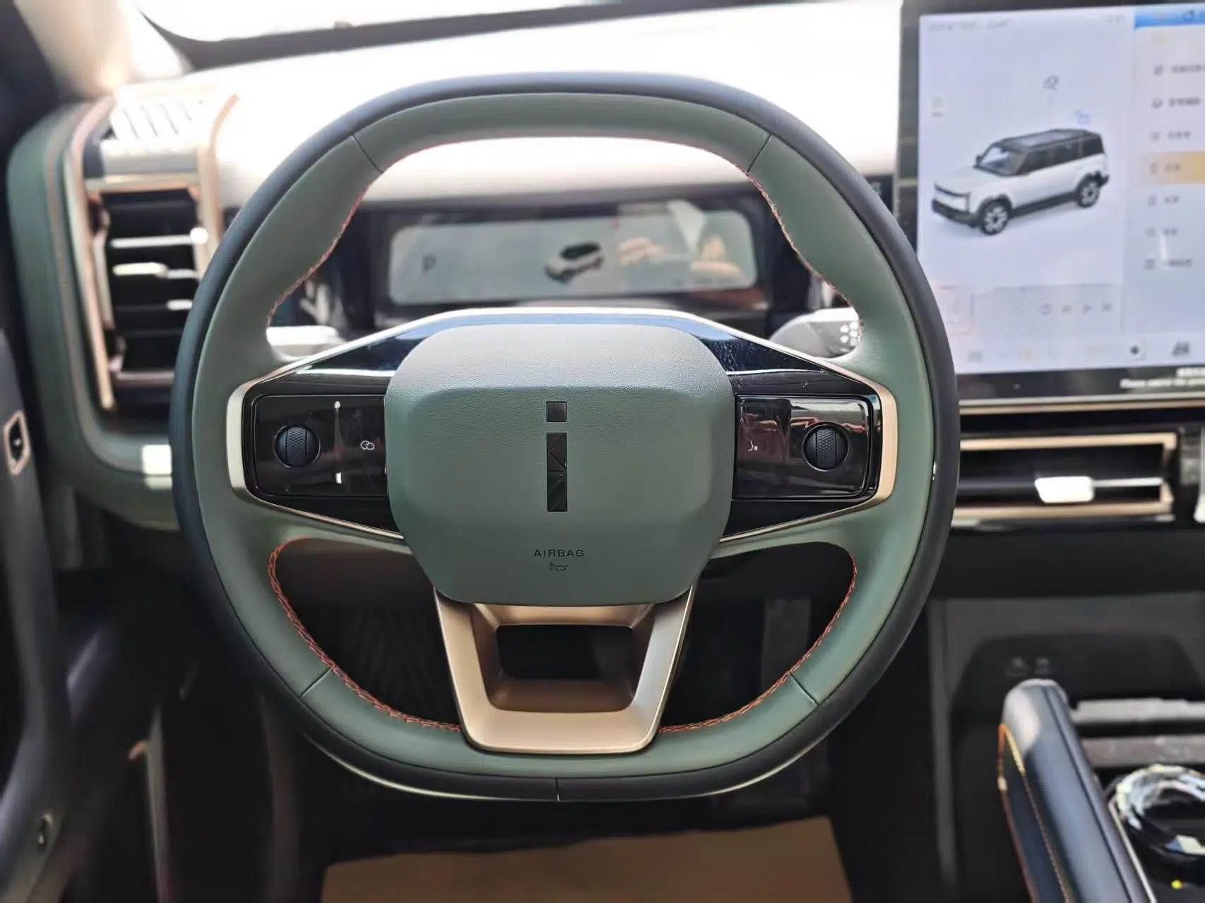 iCAR 03 2024 472km Four-Wheel Drive Long-Range Smart Enjoyment Version — миниатюра 12