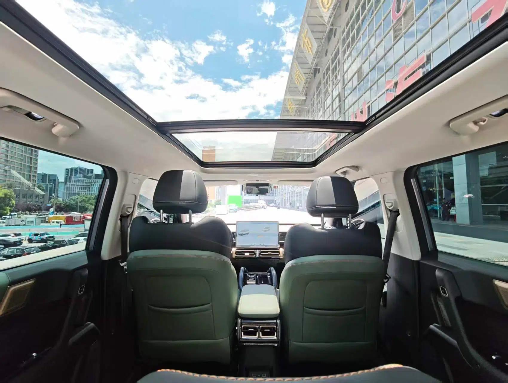 iCAR 03 2024 472km Four-Wheel Drive Long-Range Smart Enjoyment Version — миниатюра 17