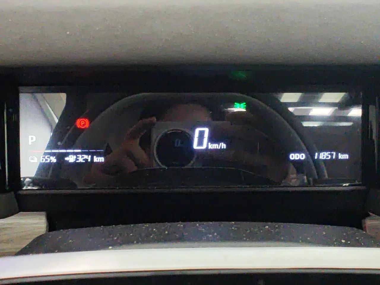 iCAR 03 2024 501km Two-Wheel Drive Long-Range Version — миниатюра 11