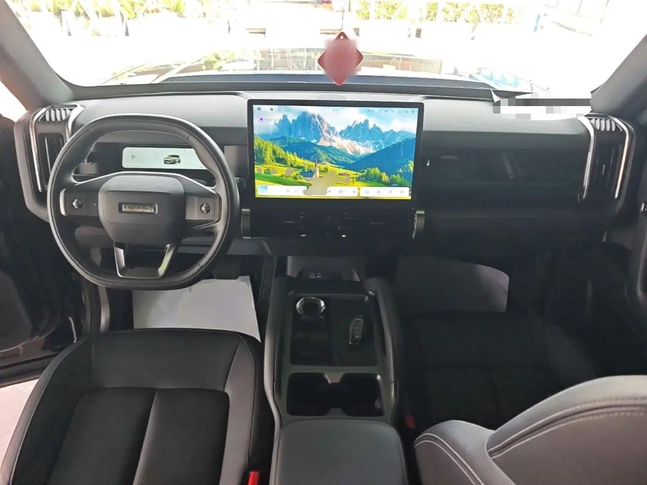 iCAR 03T 2024 501km Four-wheel Drive Long-Range Version — миниатюра 12