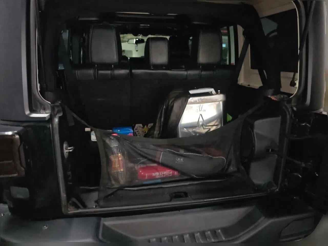 Jeep Wrangler 2012 3.6L Sahara Four-Door Edition — миниатюра 19