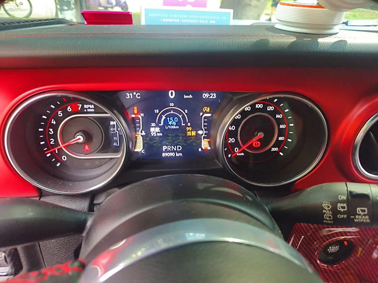 Jeep Wrangler 2021 2.0T Robin Hood Four-Door Edition — миниатюра 11