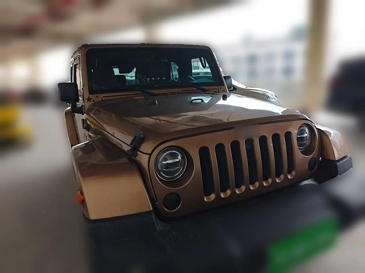 Jeep Wrangler 2014 3.0L Sahara Four-Door Edition — миниатюра 3