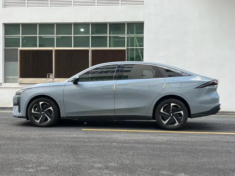 Galaxy L6 2023 1.5T DHT 60km PLUS — миниатюра 4