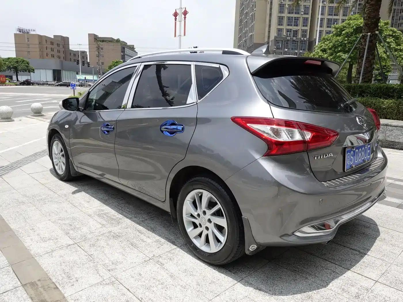 2016 Tiida 1.6L CVT Sport Edition — миниатюра 6