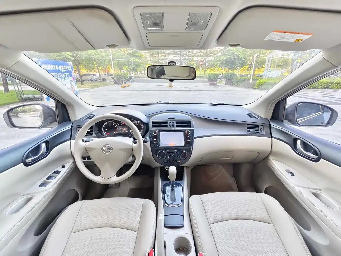 2012 Tiida 1.6T GTS Extreme Limited Edition — миниатюра 8