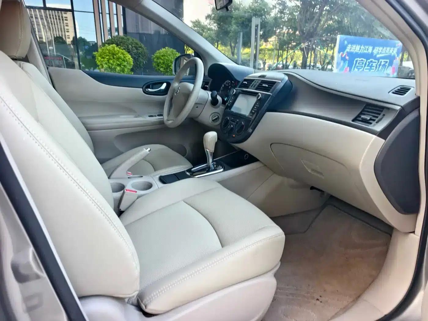 2012 Tiida 1.6T GTS Extreme Limited Edition — миниатюра 9