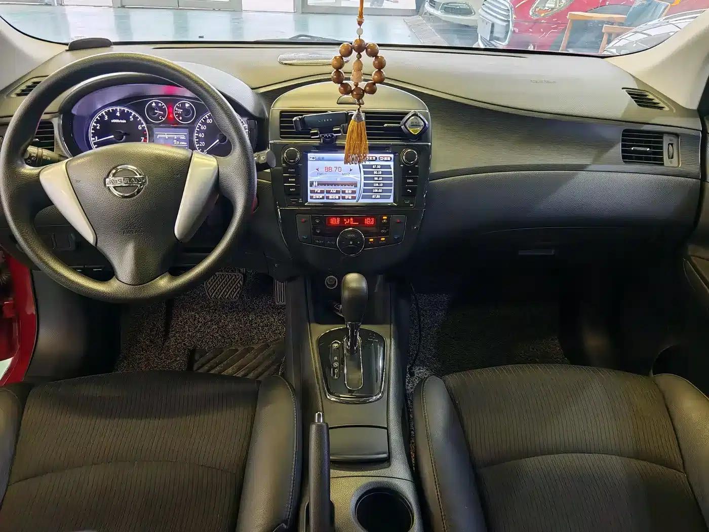 2013 Tiida 1.6L CVT Cool Edition — миниатюра 11