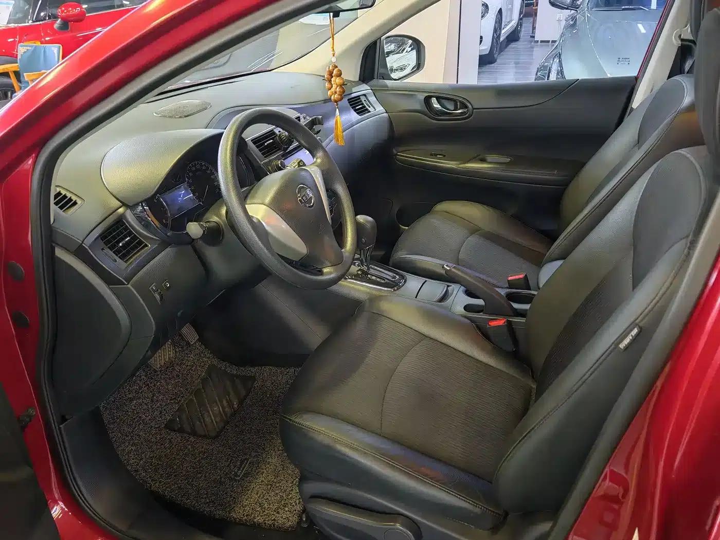 2013 Tiida 1.6L CVT Cool Edition — миниатюра 7