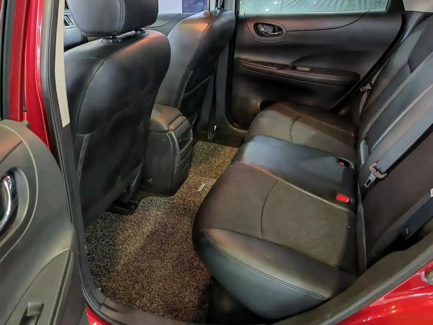 2013 Tiida 1.6L CVT Cool Edition — миниатюра 10