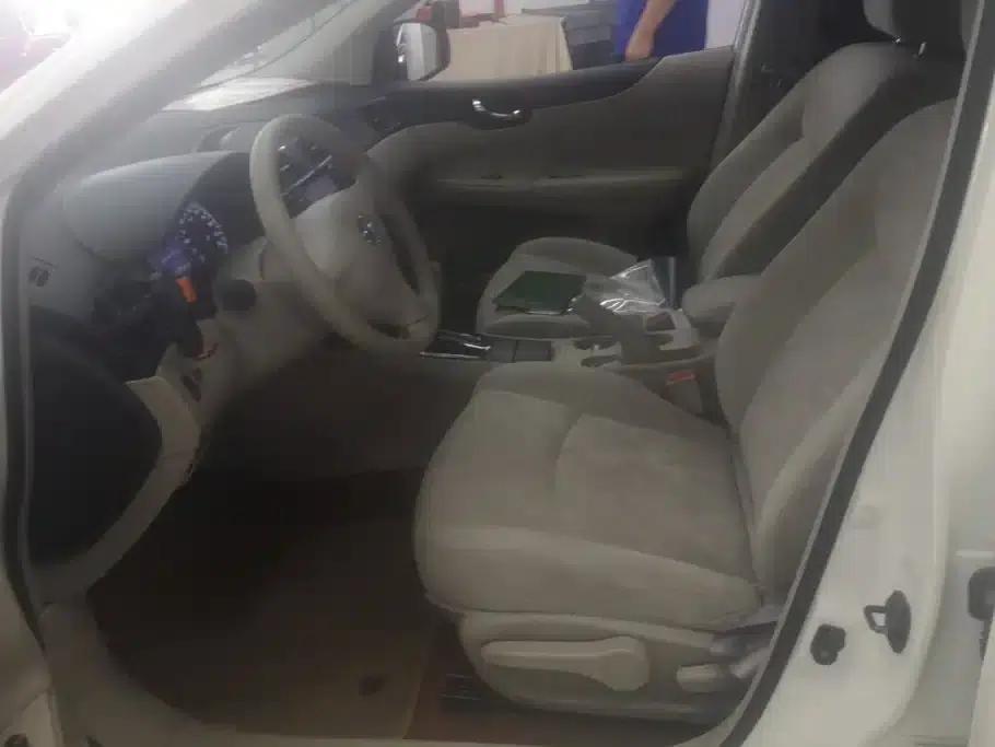 2011 Tiida 1.6L CVT Comfort Model — миниатюра 9