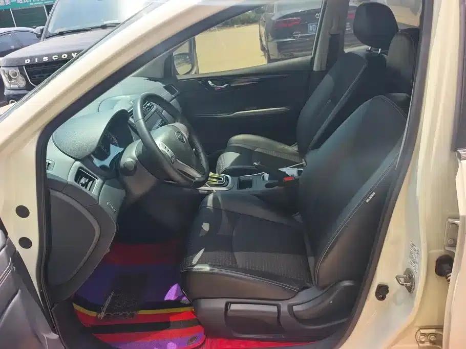 2020 Tiida 1.6L CVT Smart Edition — миниатюра 8