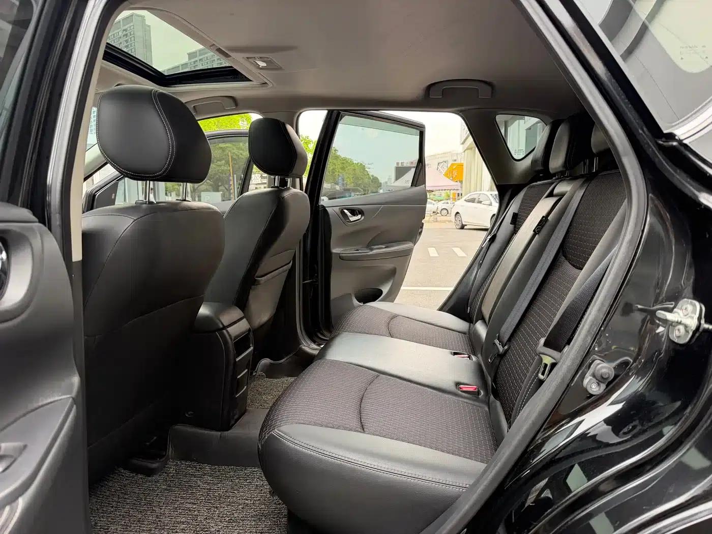 2016 Tiida 1.6L CVT Smart Edition — миниатюра 11