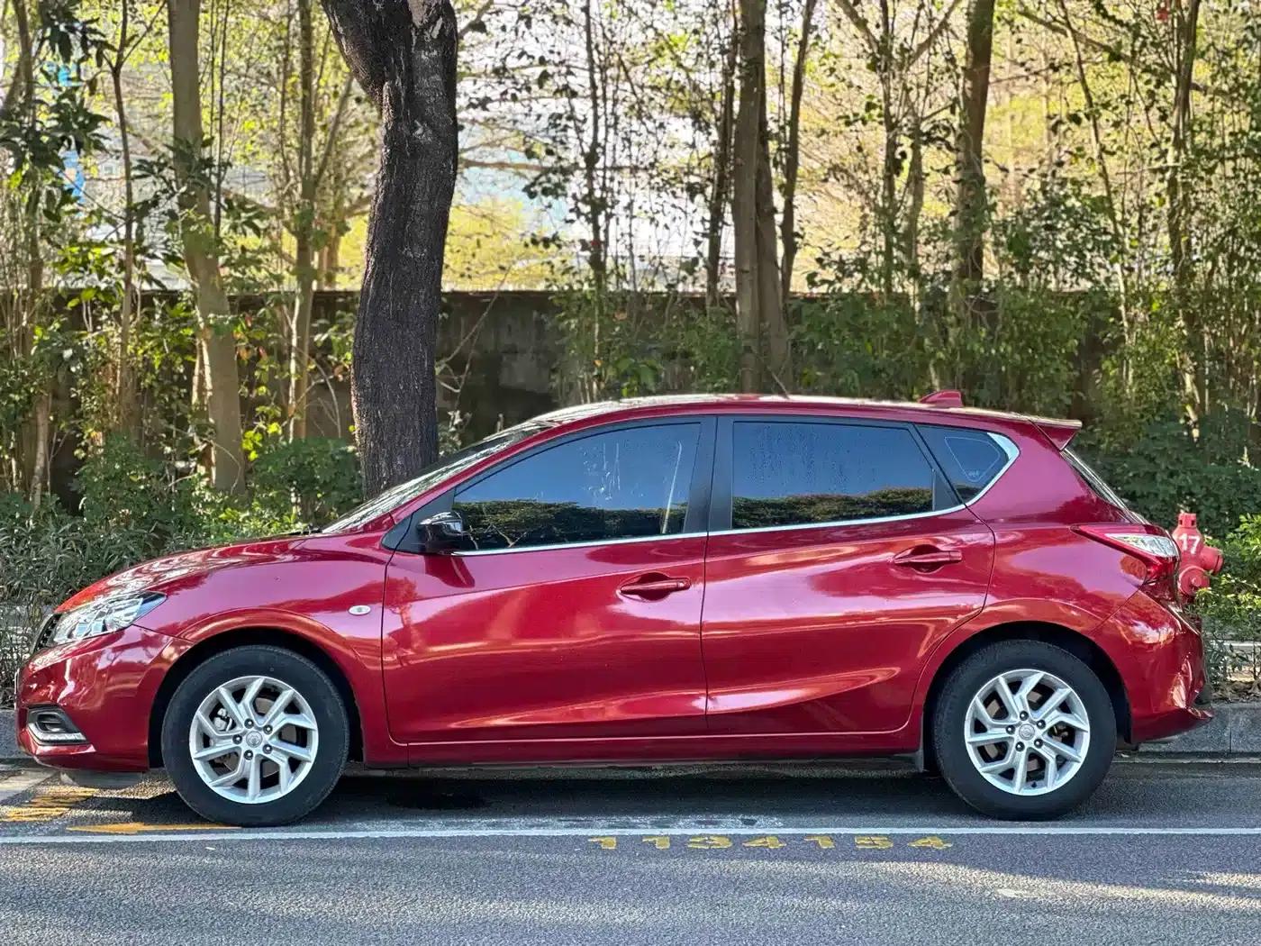 2021 Tiida 1.6L CVT Sport Edition — миниатюра 13