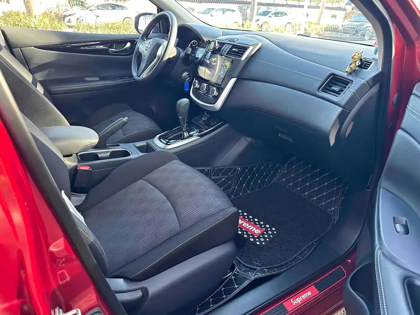 2021 Tiida 1.6L CVT Sport Edition — миниатюра 6