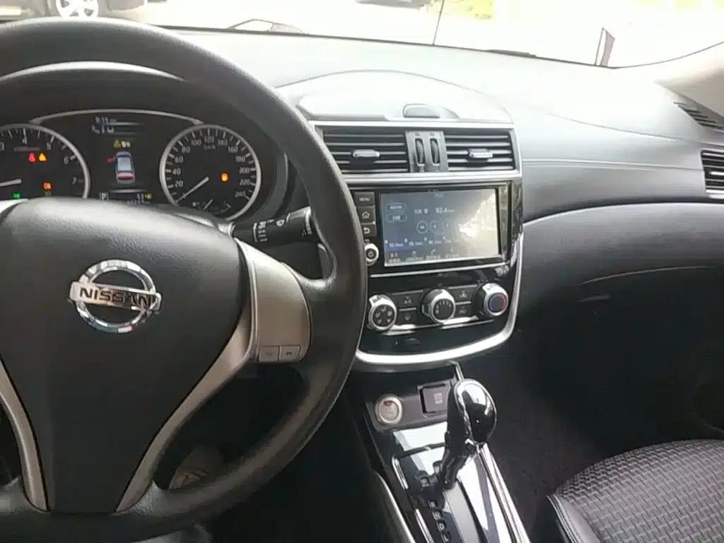 2016 Tiida 1.6L CVT Smart Edition — миниатюра 10
