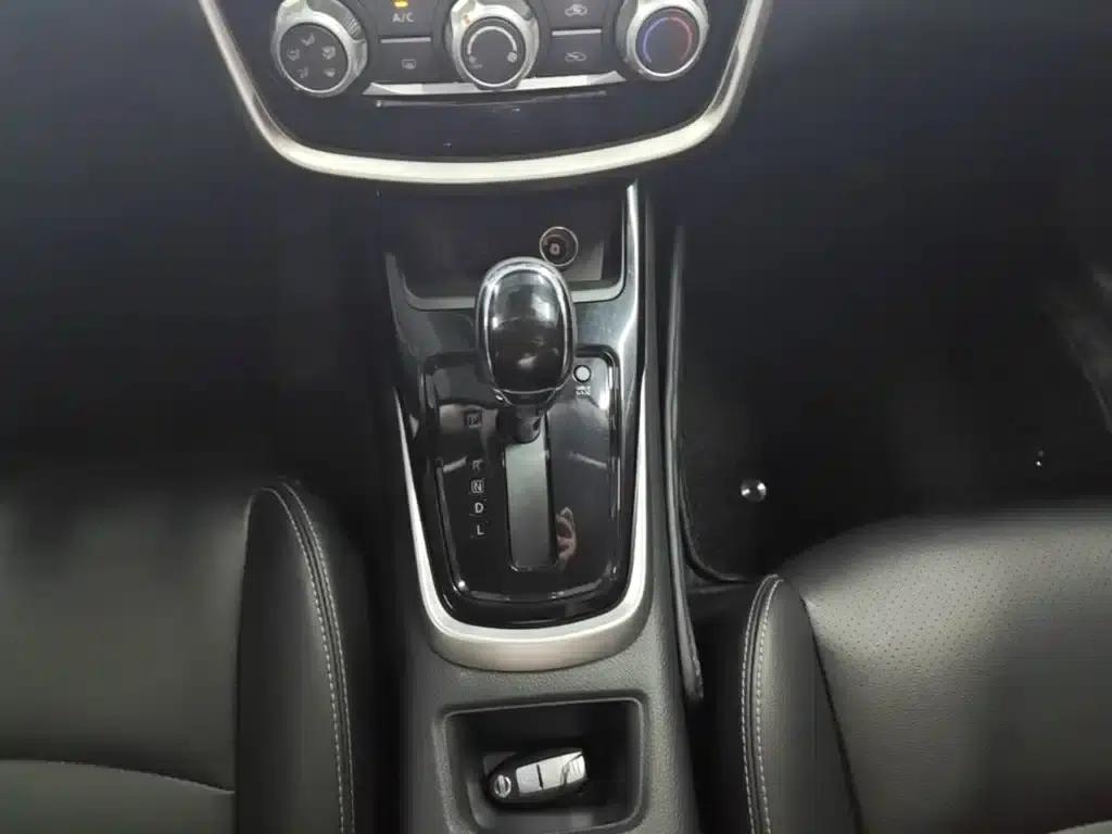 2021 Tiida 1.6L CVT Smart Edition — миниатюра 14