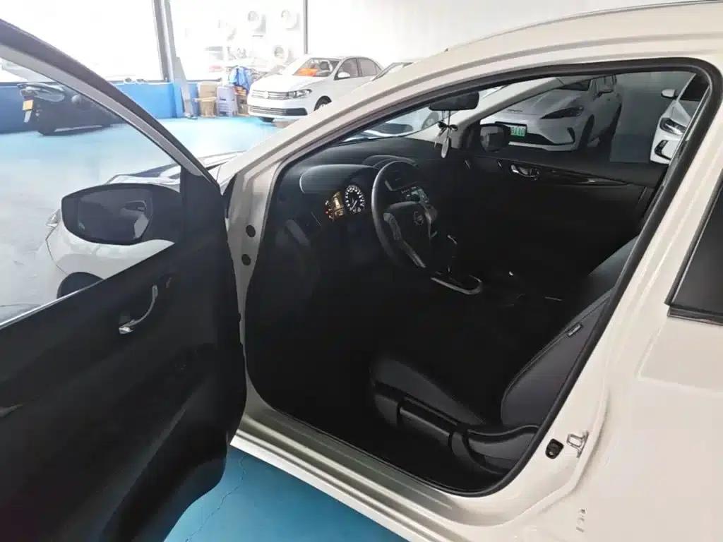 2021 Tiida 1.6L CVT Smart Edition — миниатюра 16